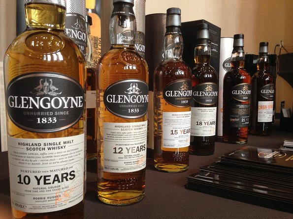 Stirling Castle and Whisky Very Small Group Tour from Edinburgh - The short Loch Lomond walk
