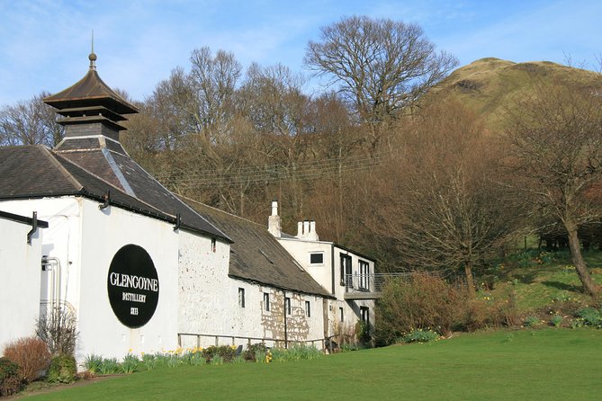 Stirling Castle and Whisky Very Small Group Tour from Edinburgh - Stirling Castle in 75 minutes