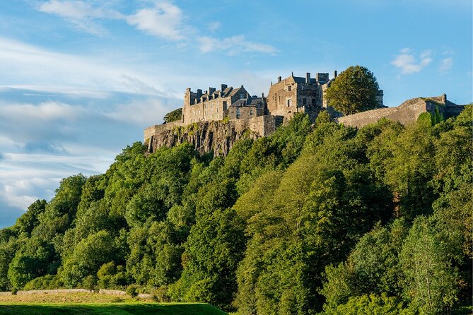 Stirling Castle, Kelpies and Loch Lomond from Edinburgh - The Kelpies and The Helix: a sharp modern opening