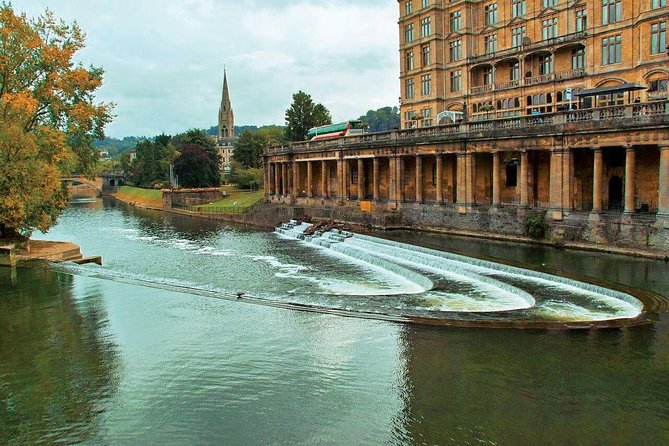 Stonehenge and Bath Day Guided Tour from London - Who should book this tour?