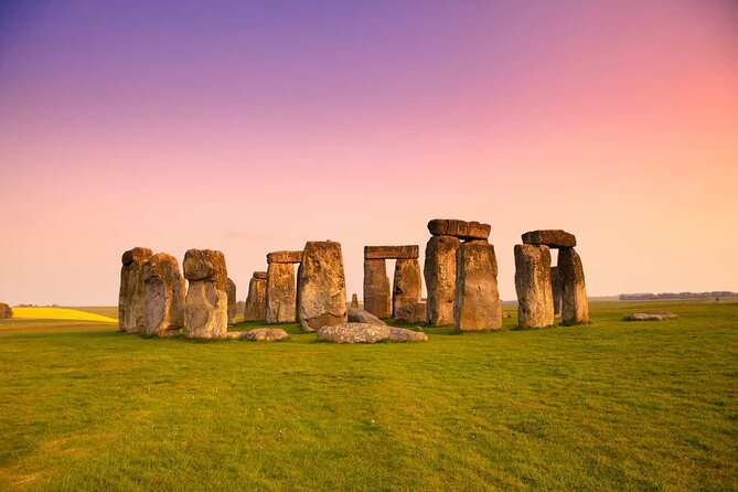 Stonehenge and Bath Guided Day Tour from London - Should you add the Roman Baths?