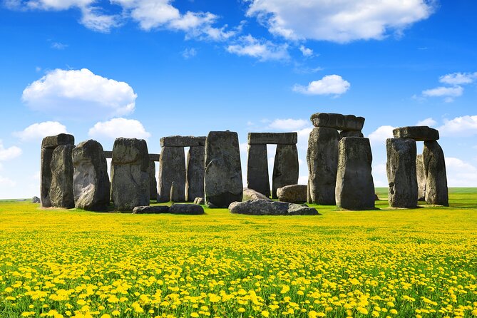 Stonehenge and Windsor from London - Comfort, walking, and group size