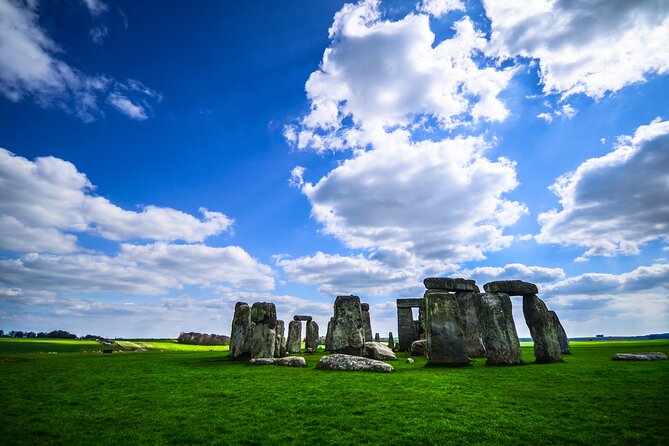 Stonehenge and Windsor from London - Choosing the Windsor Castle option