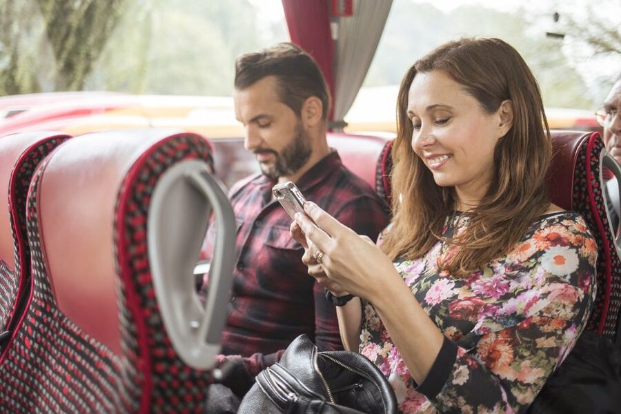 Stonehenge & Bath: Full-Day Coach Tour from London - Stonehenge in 105 minutes