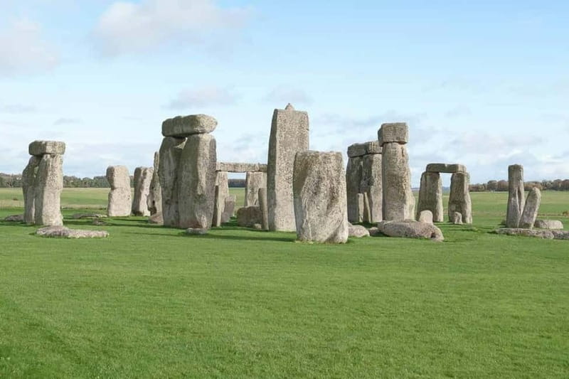 Stonehenge, Bath, Windsor and Roman Baths London Day Tours - Windsor Castle for royal history