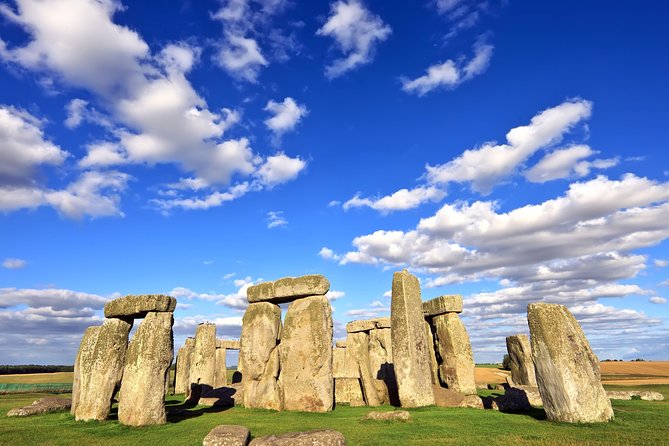 Stonehenge Half-Day Tour from London with Admission - The coach ride from London to Salisbury Plain