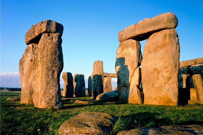 Stonehenge Half Day Tour with Entry and Extra Time - The journey from Victoria Coach Station