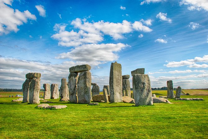 Stonehenge Morning Half-Day Tour from London Including Admission - Two hours among the stones