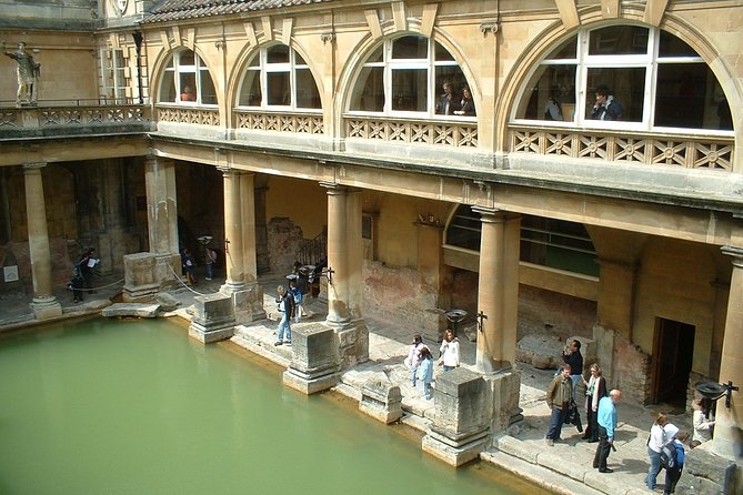 Stonehenge, Windsor Castle, and Bath from London - Stonehenge: ancient stones and modern explanations