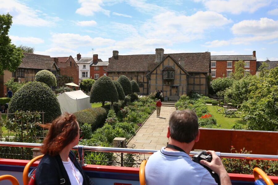 Stratford-upon-Avon:City Sightseeing Hop-On Hop-Off Bus Tour - Stops 10 and 11: Mary Arden’s Farm and Maybird