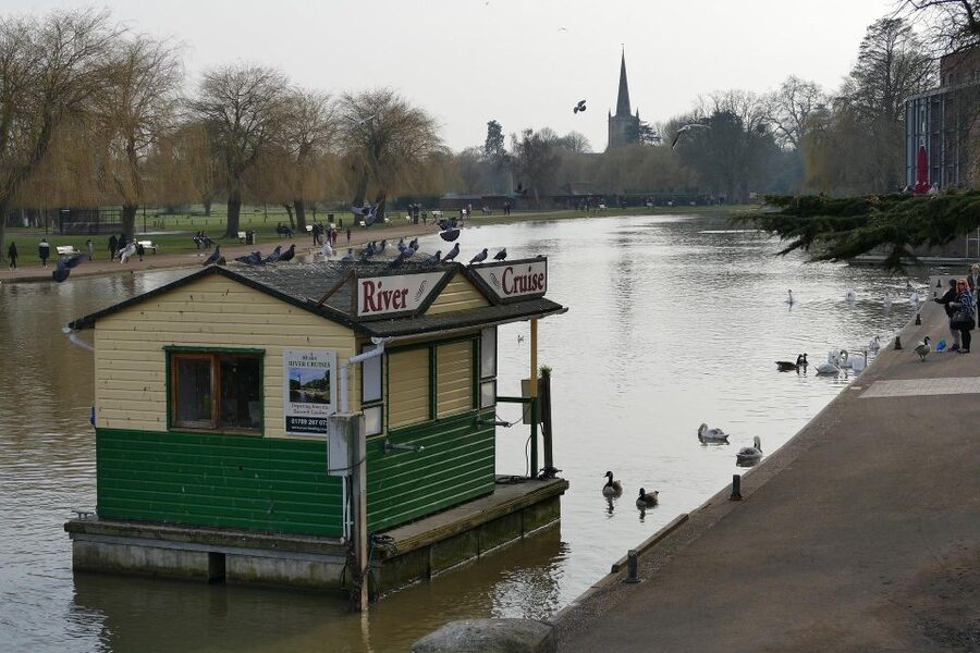 Stratford-Upon-Avon: The Famous Walk Talk Show - History Corner and the Harvard connection
