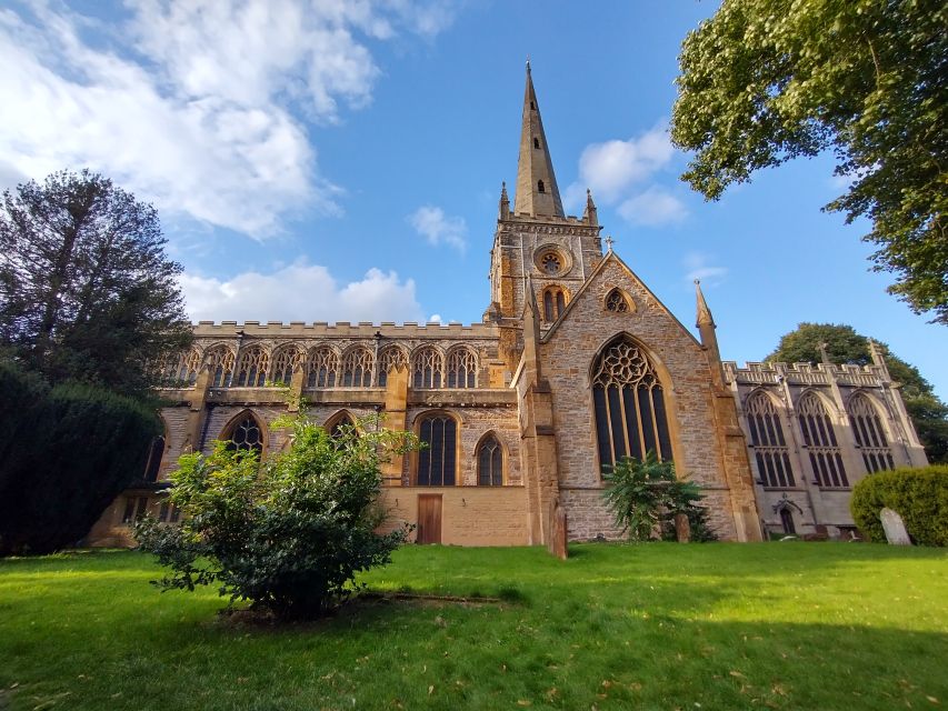 Stratford-Upon-Avon: The Famous Walk Talk Show - The Guild Chapel, built in 1269