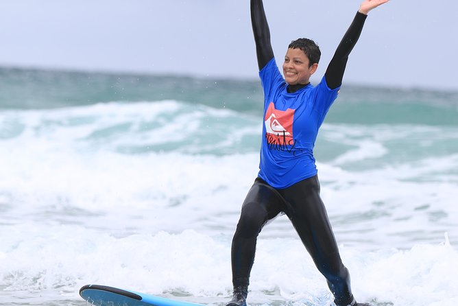 Surf Lesson - Wetsuits, lockers, and the cold-water reality