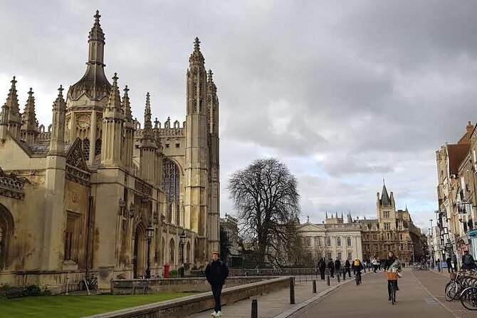 Tangential Cambridge: Group Walking Tour of Sights and Highlights - Mathematical Bridge and the River Cam stories