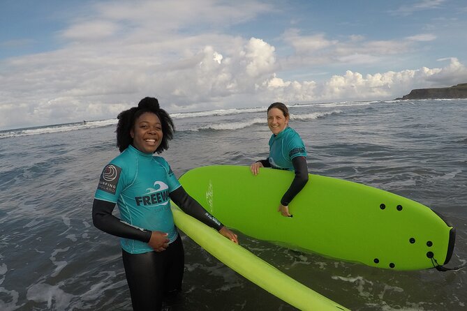 Taster Surfing Lesson in Bude - The first 30 minutes: fitting up and getting safe