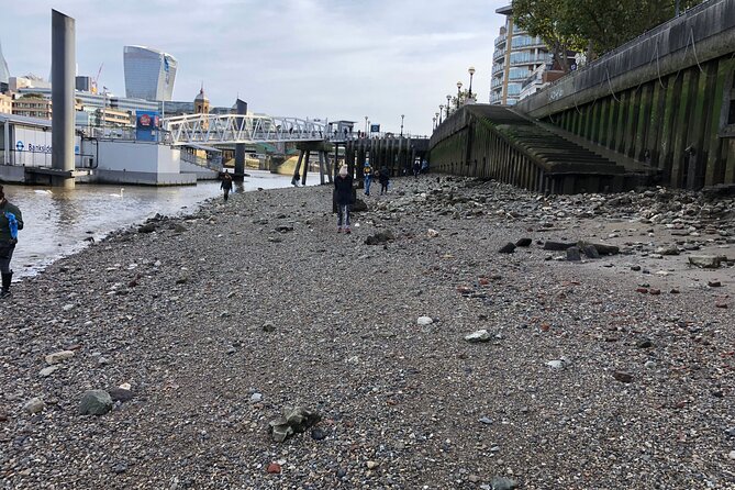 Thames Beachcombing - What you might find in the mud