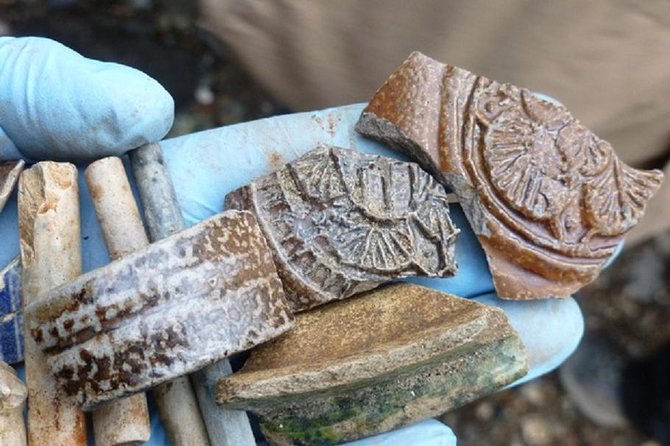Thames Beachcombing - What happens during the two-hour outing