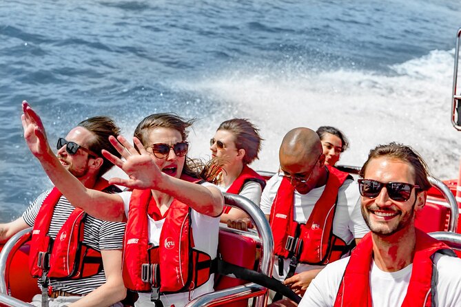 Thames High-Speed Zone Speedboat in London - What the 12-person limit really adds