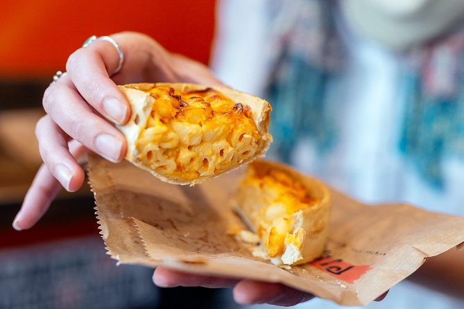 The 10 Tastings of Edinburgh With Locals: Private Food Tour - Why this private Edinburgh tour can work so well