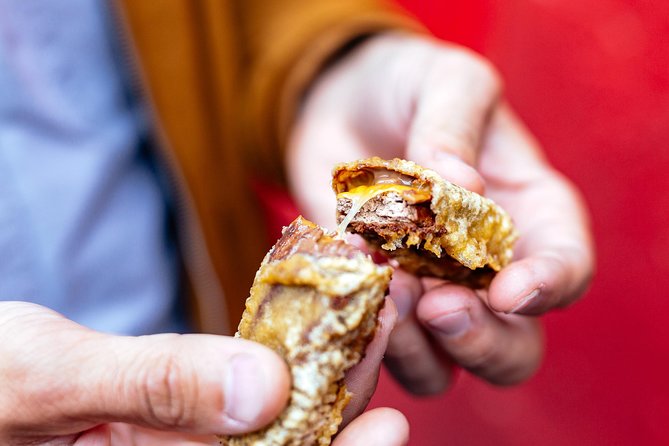 The 10 Tastings of Edinburgh With Locals: Private Food Tour - The guides make or break the experience