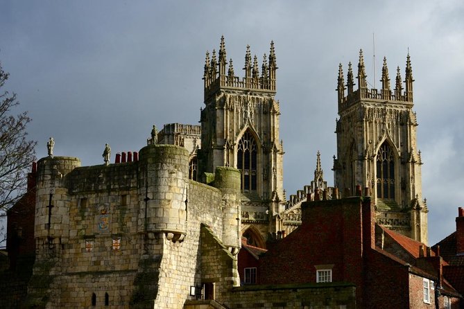 The Best of York on Foot in a Small Group - The guides make the difference