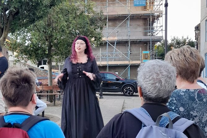 The Black Widow - Dark Tales around Scarborough - The lighthouse and the view across the bay