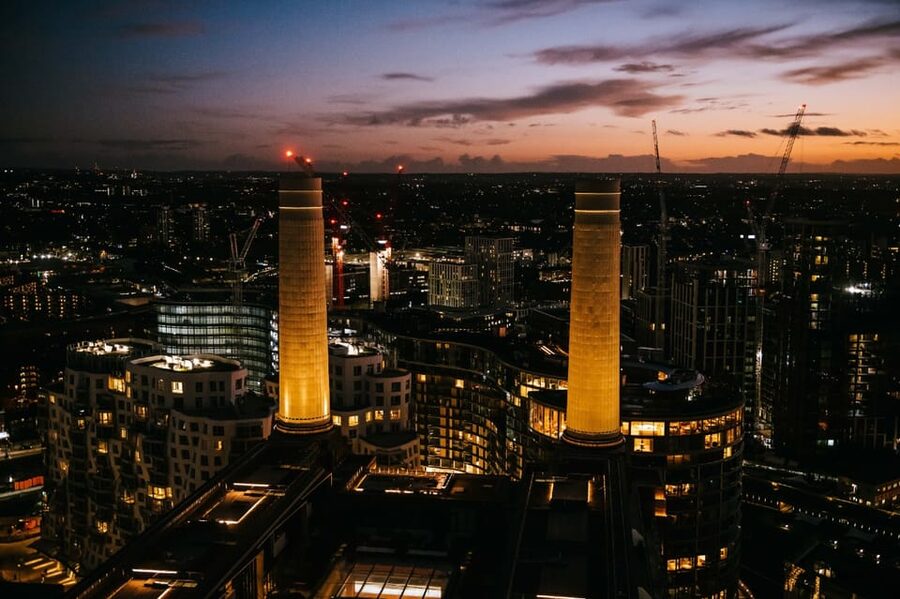 The Chimney Lift at Battersea Power Station - Who will enjoy this experience most?