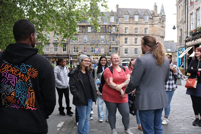The Edinburgh Literary Pub Tour - Why the actors make this tour work