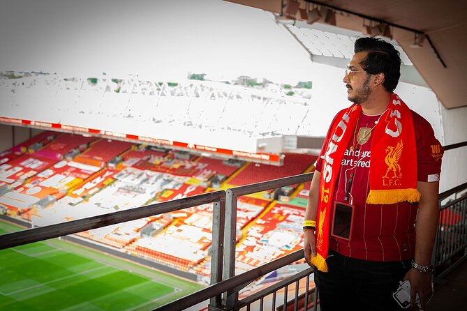 The LFC Stadium Tour - Walking under This Is Anfield and through the Players’ Tunnel