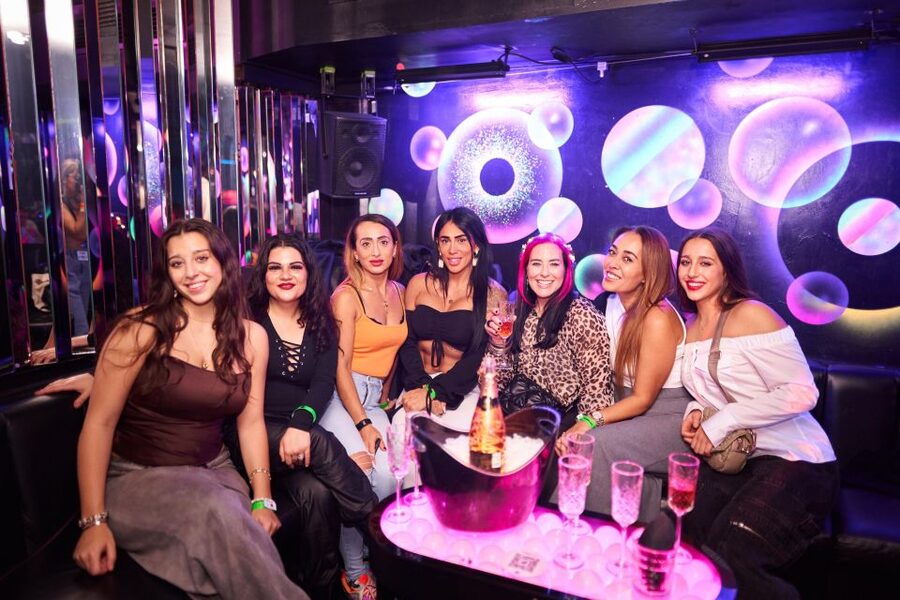 The Original Shoreditch Pub Crawl London - Key points to know before booking