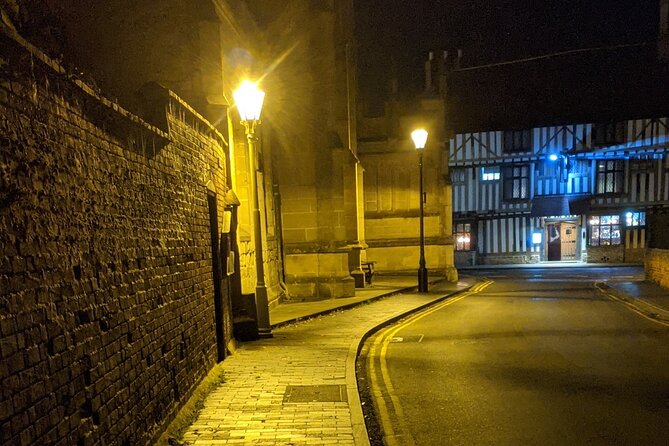 The Sinister Side of Shakespeare's Stratford Walking Tour - Walking through Shakespeare’s town with a darker script