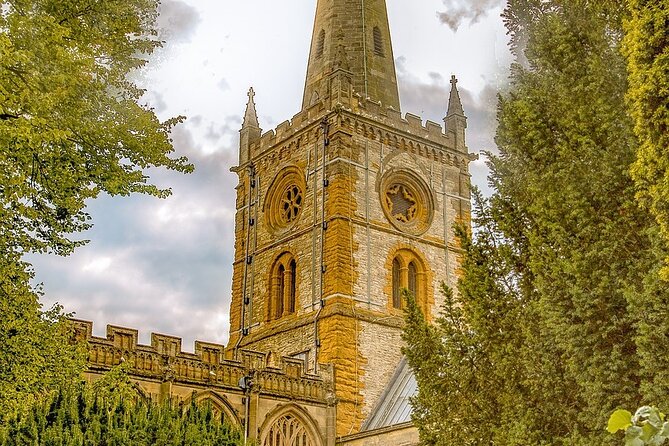 The WalkTalkShow.co.uk - Guided Tour of Stratford upon Avon - The Guild Chapel and Shakespeare’s education