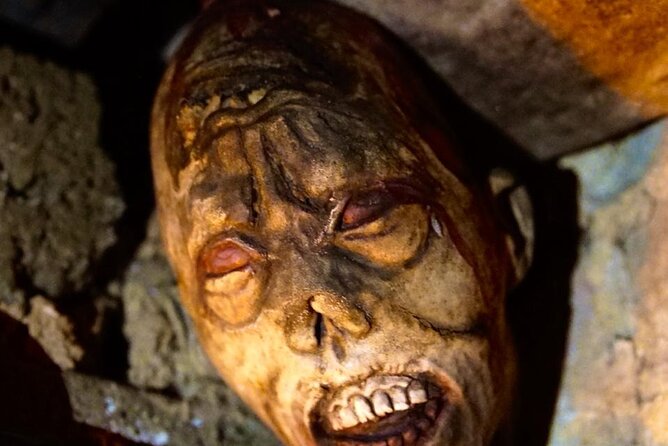 The World Famous Underground Ghost Tour - Old Town closes, wynds, and dark corners