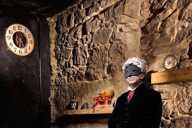 The World Famous Underground Ghost Tour - Greyfriars Kirkyard and Edinburgh’s famous ghost stories