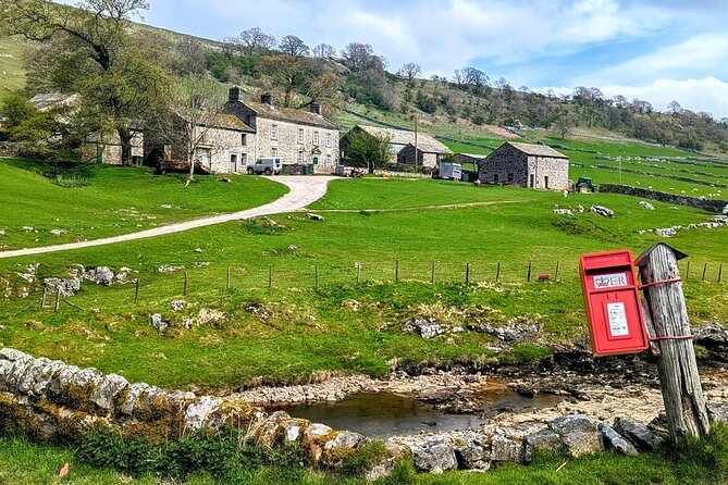 The Yorkshire Dales of All Creatures Great & Small - Why the small van matters on Yorkshire’s narrow roads