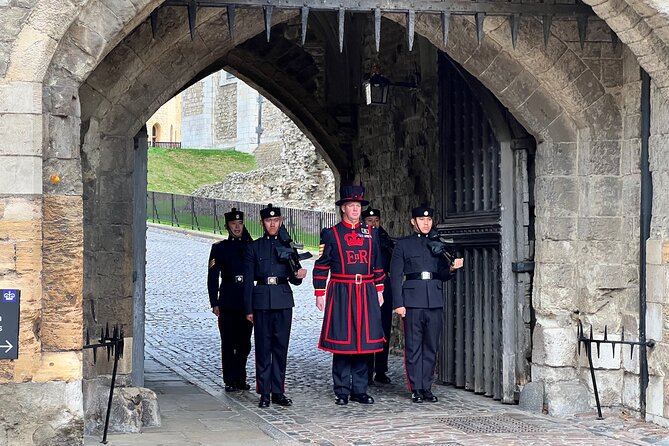 Tower of London Early Access, Opening Ceremony and Royal London - The walking is real, so plan your morning well