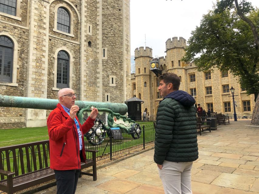 Tower of London: Early Access with Crown Jewels & Beefeaters - Why early access matters at the Tower