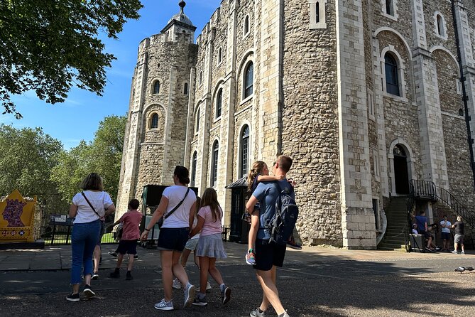 Tower of London for kids & families Private Guided Tour with pre-booked Tickets - The Crown Jewels: the big opening move