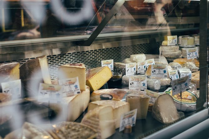 Ultimate London Cheese Crawl : Guided Food Tour - Green Park begins the cheese trail