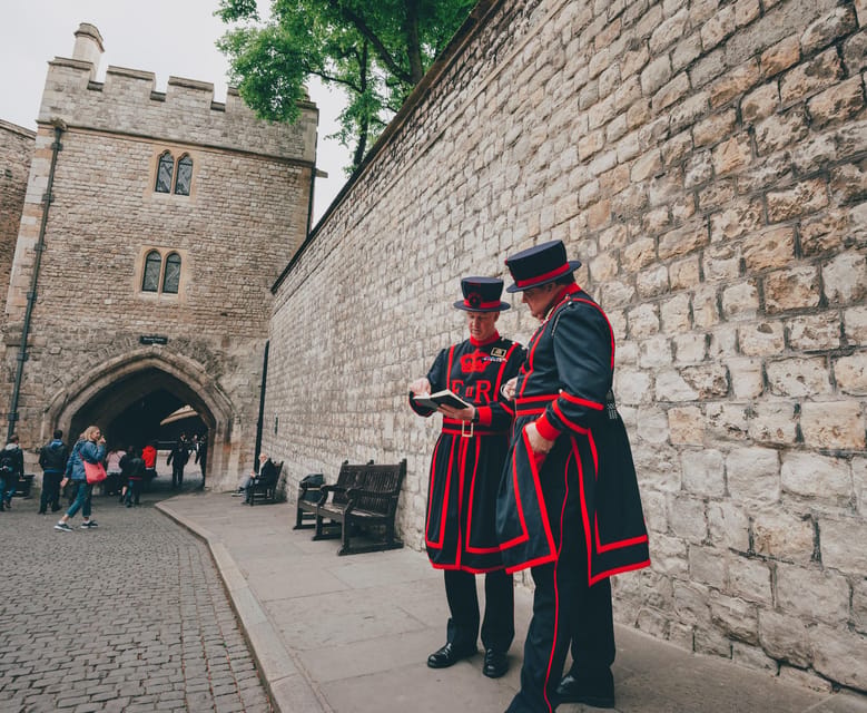 Ultimate Tower of London, Beefeater Welcome & Crown Jewels - Is $160 per person good value?