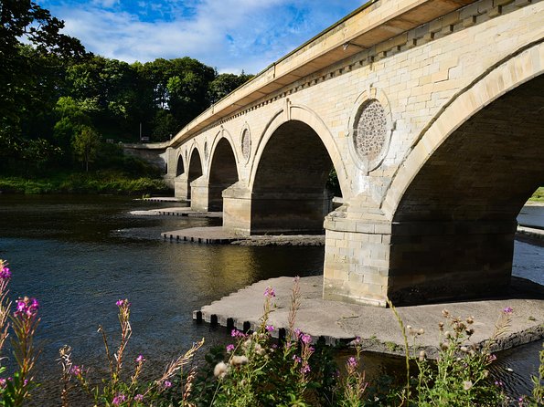 Viking Coast and Alnwick Castle Very Small Group Tour from Edinburgh - Why this day trip works from Edinburgh