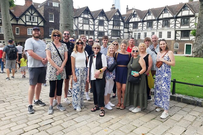 VIP Kensington Palace Gardens Tour & Royal Tea Crown Experience - The Sunken Garden and Princess Diana’s Kensington