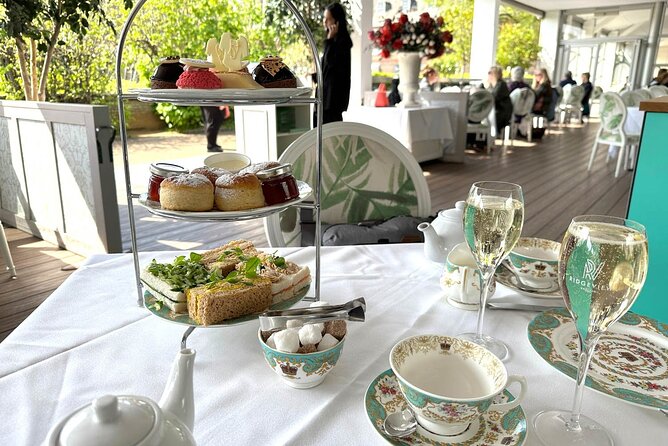 VIP Kensington Palace Gardens Tour & Royal Tea Crown Experience - Walking, weather, and practical comfort