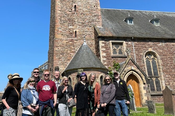 Walking Tours in Inverness City Centre - Old High St Stephen’s Church and its graveyard