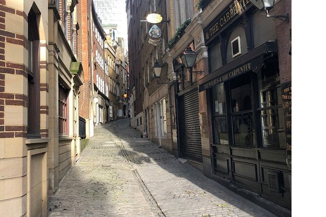 Walking Tours - Sights of London- price includes upto 10 people - Guildhall, Roman London, and St. Lawrence Jewry