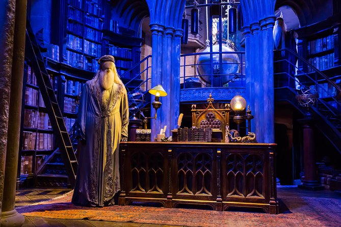 Warner Bros. Studio Harry Potter Tour with Superior Transport from London - Entering The Making of Harry Potter