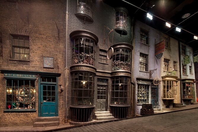 Warner Bros. Studio Tour London - The Making of Harry Potter and Oxford Day Trip - The one-hour coach ride to Leavesden