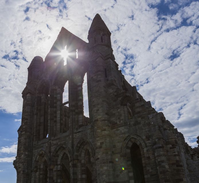 Whitby: Whitby Abbey Ticket - Thirteen centuries of stories inside the museum