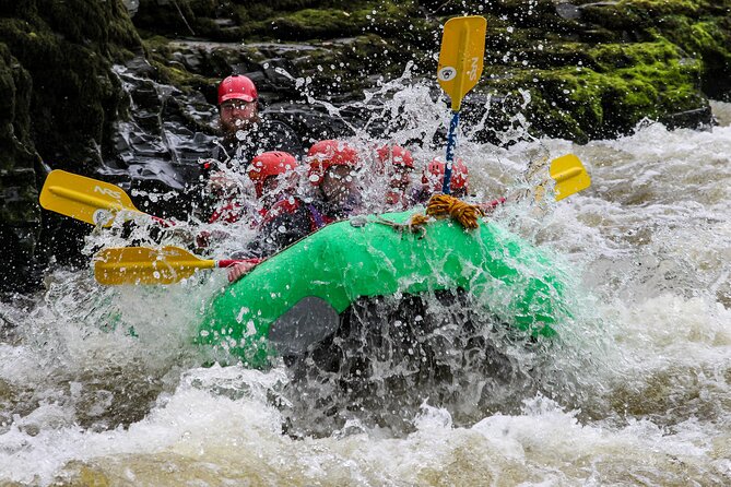 Whitewater Rafting on the River Dee in Llangollen - Learning the river basics before the first rapid