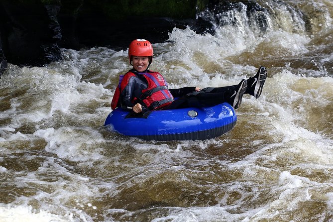 Whitewater River Tubing in Llangollen - Safety instructions before the first rapid
